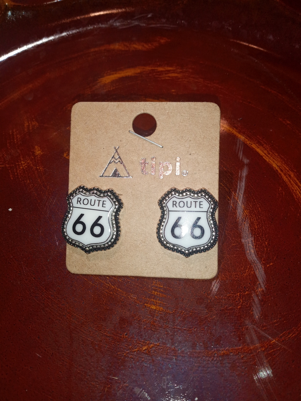 Tipi Route 66 Shield Stud Earrings - Black and White